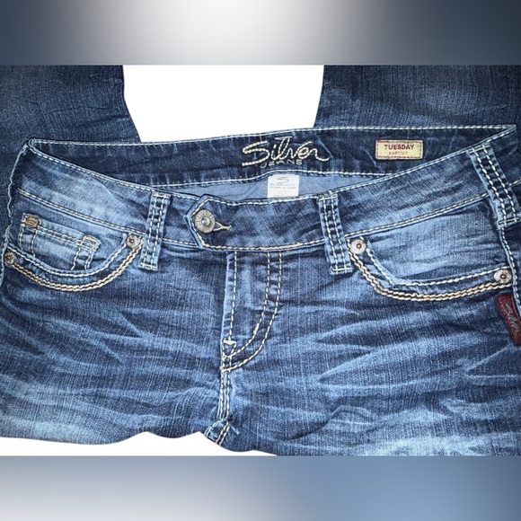 SOLD.. on eBay… SILVER JEANS Women’s 30x33 Tuesday Bootcut - EUC!! - Picture 9 of 11
